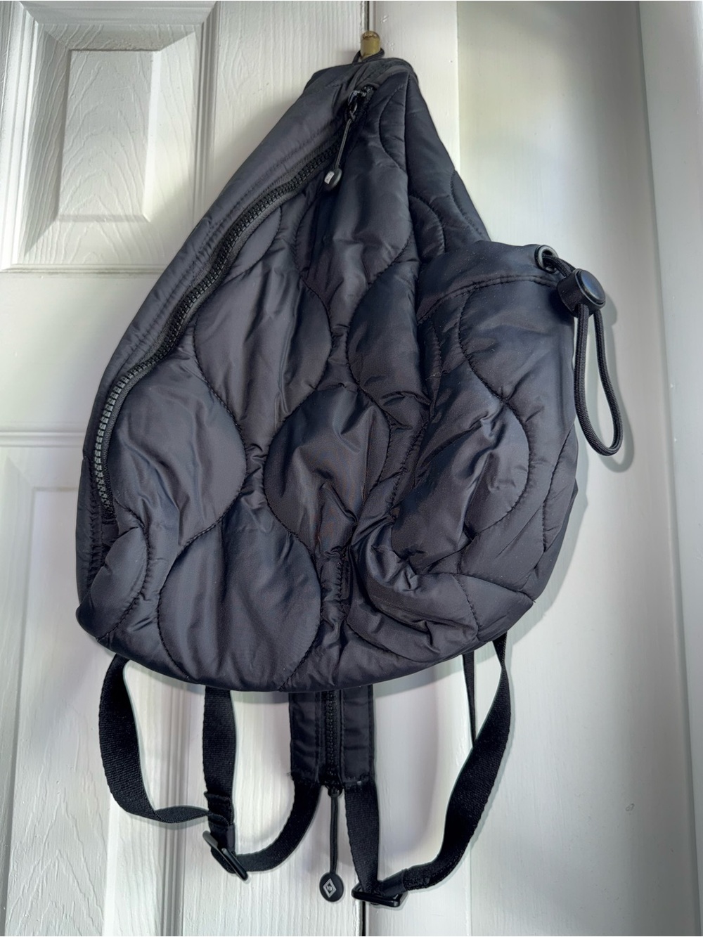 Vera Bradley sling back bag
